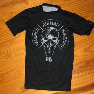 Men’s under armour compression shirt